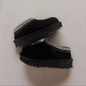 Ugg Tasman slippers Toddler Size 6